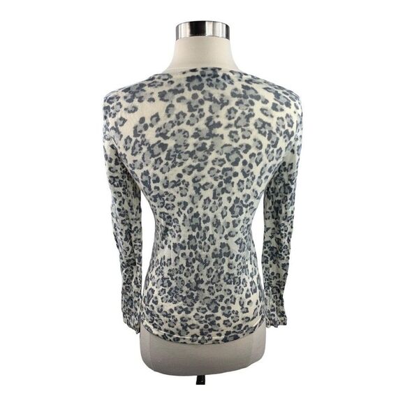 Lord Taylor Women Extra Fine pure Merino Wool Sweater Gray White Sz S P Cheetah - Picture 3 of 10